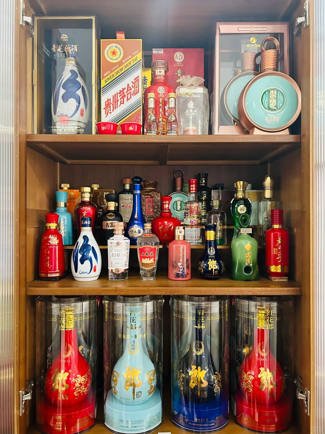 珍藏名酒