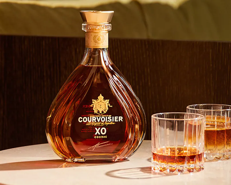 Courvoisier Cognac bottle, labels and packaging for appraisal factors and edition