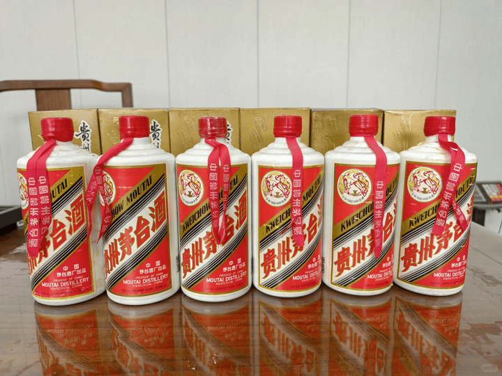 【香港茅台回收】週末「斷捨離」的意外之喜：六瓶飛天茅台的專業鑑定與高價回收紀實