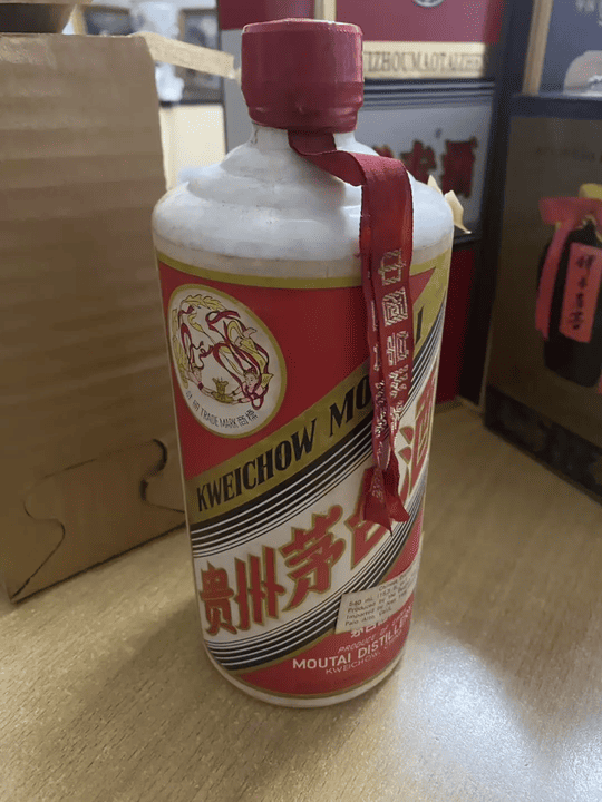 一瓶老酒背後的溫暖抉擇