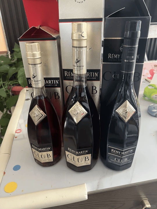 乾邑飄香舊物煥新：記一次香港上門回收人頭馬洋酒的真實故事
