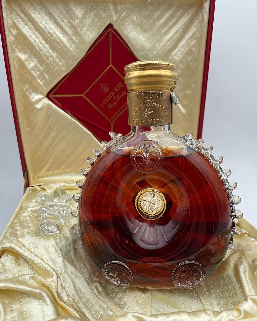 藏在舊居高櫃的黃金液體：Rémy Martin 路易十三干邑回收紀實