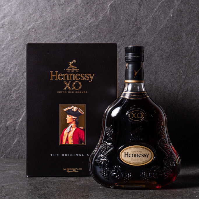 Hennessy, Martell and Rémy Martin Cognac bottle, labels and packaging for cognac edition comparison