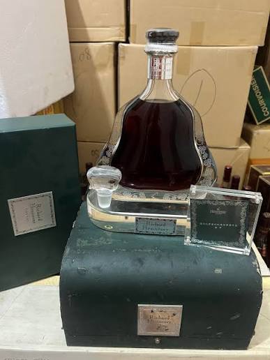 冇盒冇證書嘅名酒