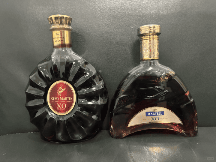 Rémy Martin XO and Martell Cognac bottle, labels and packaging for storage and fill-level review